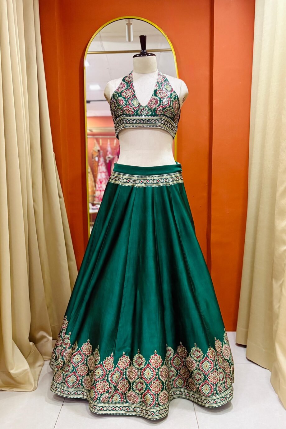 Srijan Lehenga